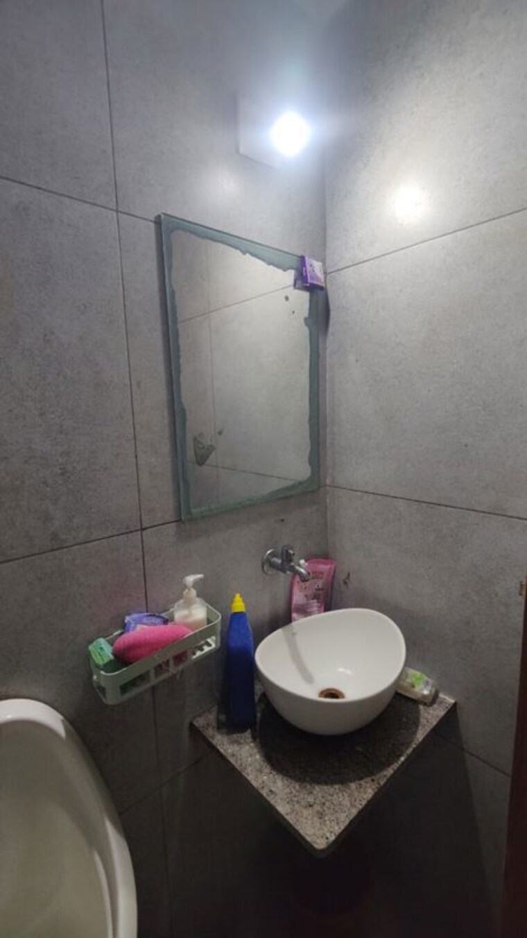 Bathroom, gota Commercial Office Space 610 Sq.Ft. In Gota Ahmedabad 10706918