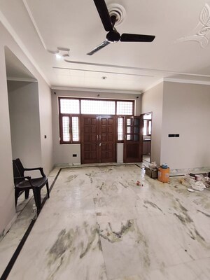 1.5 BHK Builder Floor For Rent in Sector 10a