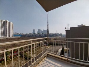 3 BHK Apartment For Rent in Pyramid Altia, Sector 70