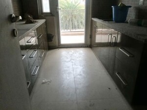 Room in 3 BHK Builder Floor at Sector 23 – for Rent