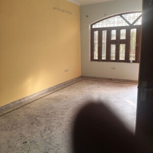 Room in 2 BHK Builder Floor at Sector 5 – for Rent