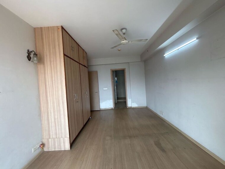 Room, sector 22 3 Bedroom 1600 Sq.Ft. Builder Floor In Sector 22 Gurgaon 10707024