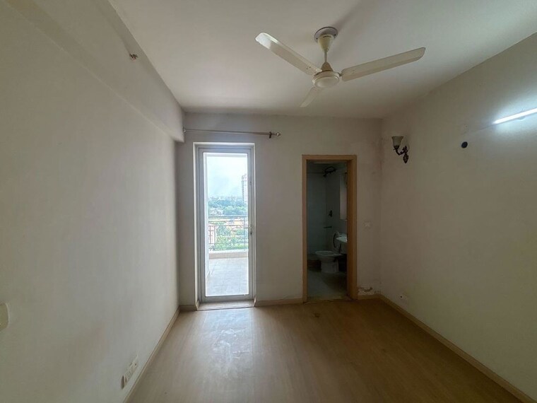 Room, sector 22 3 Bedroom 1600 Sq.Ft. Builder Floor In Sector 22 Gurgaon 10707024
