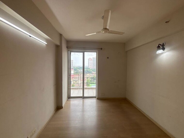 Room, sector 22 3 Bedroom 1600 Sq.Ft. Builder Floor In Sector 22 Gurgaon 10707024