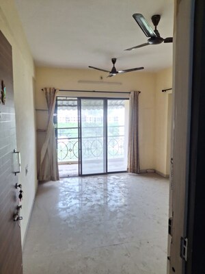 1 BHK Apartment For Sale in Vijay Garden, Ghodbunder Road