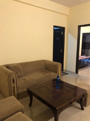 1 BHK Builder Floor For Rent in Vipul Agora, Sector 28