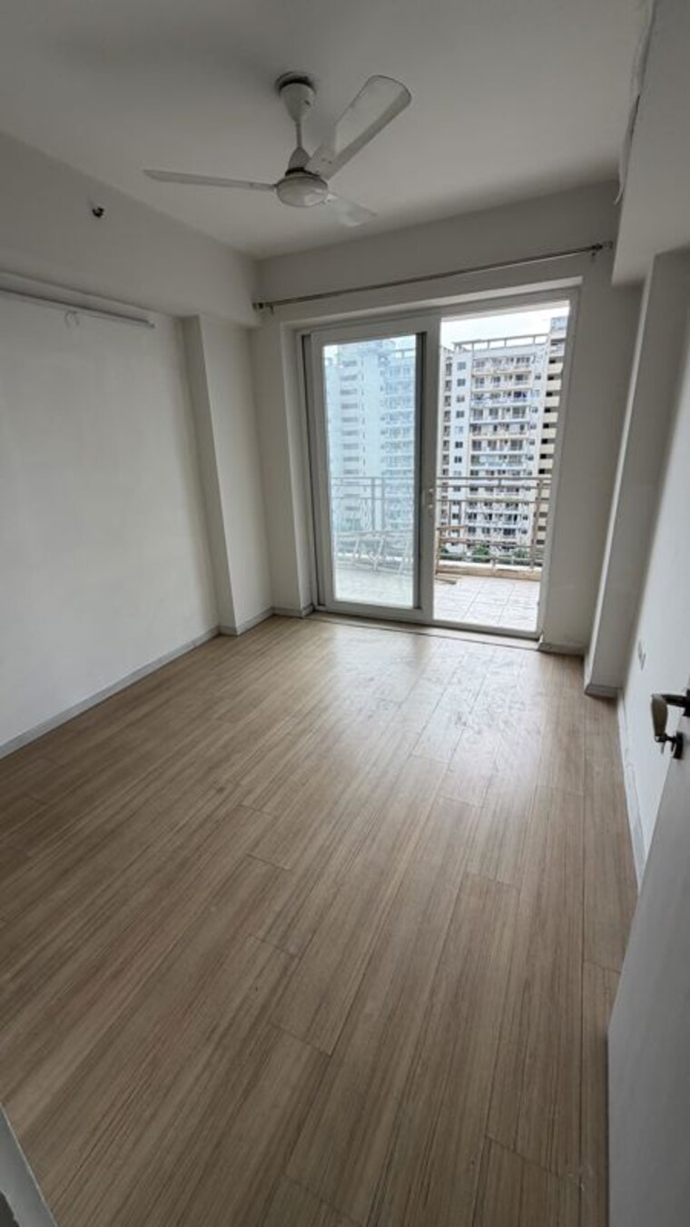 Room, sector 23a 3 Bedroom 1500 Sq.Ft. Builder Floor In Sector 23a Gurgaon 10707069