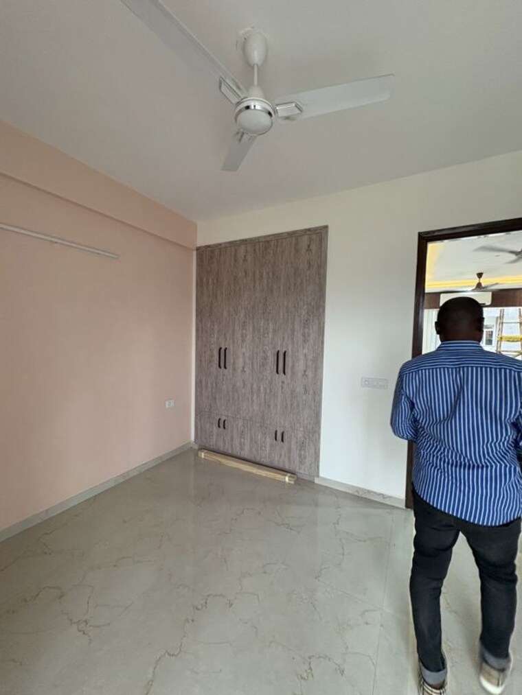Balcony, smart-world-gems 2.5 Bedroom 1150 Sq.Ft. Apartment In Sector 89 Gurgaon 10707089