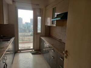 Room in 3 BHK Builder Floor at Sector 23 – for Rent