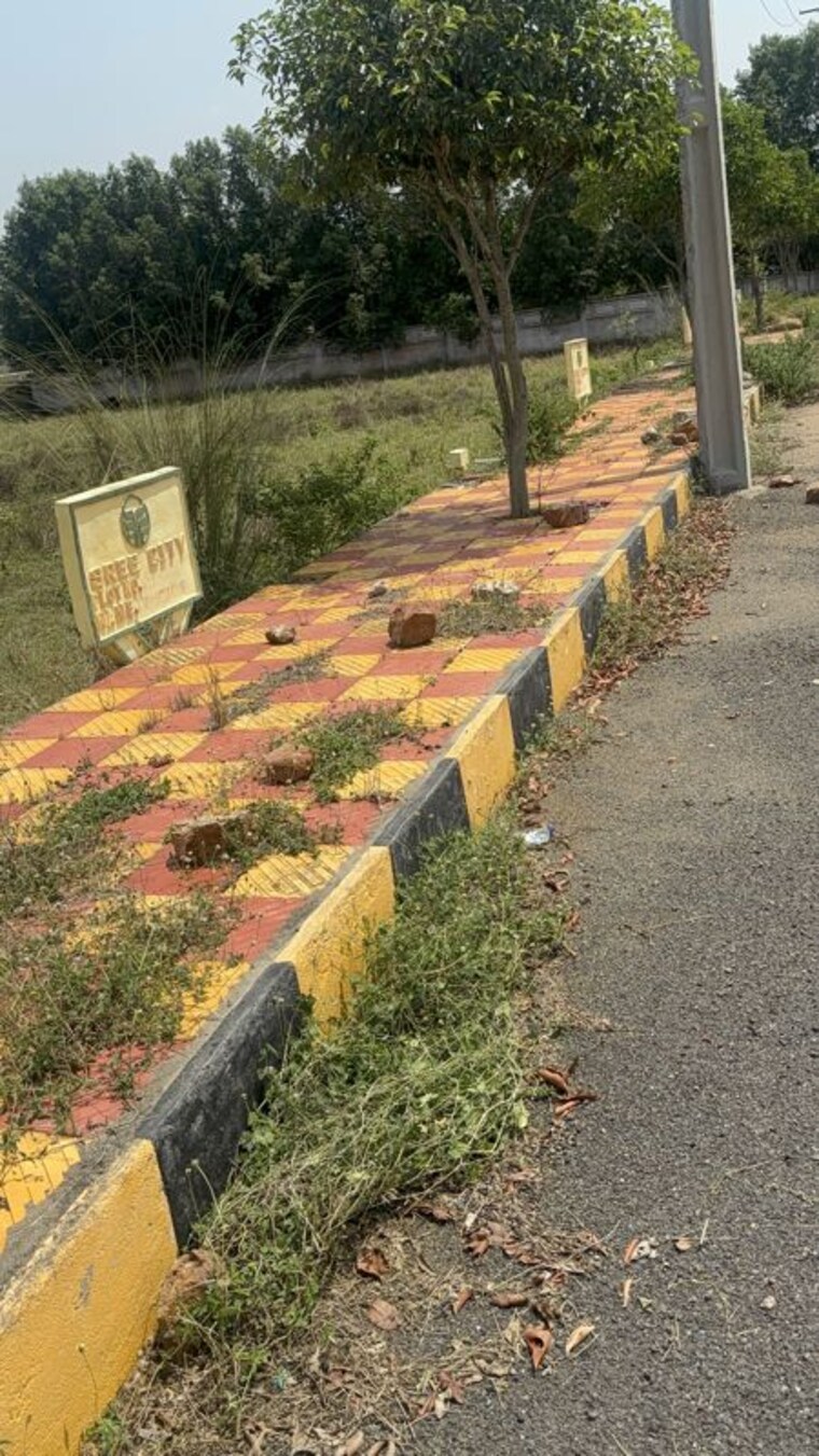 Other, sriram nagar  182 Sq.Yd. Plot In Sriram Nagar Vijayawada 10707102