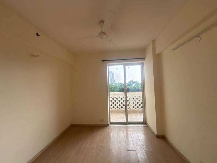 Room, sector 21 3 Bedroom 1500 Sq.Ft. Builder Floor In Sector 21 Gurgaon 10707115