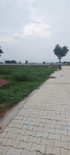 Plot For Sale in Vinayak Nagar