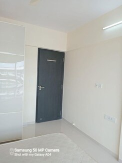 2 BHK Apartment For Rent in Godrej Central