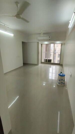 Room in 3 BHK Apartment at The Central, Chembur – for Rent