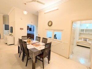 Team Area in 4 BHK Apartment at Emaar MGF Emerald Hills, Sector 65 – for Rent