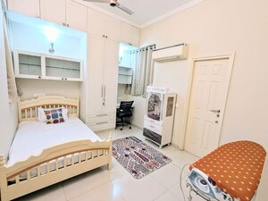 Bedroom in 4 BHK Apartment at Emaar MGF Emerald Hills, Sector 65 – for Rent
