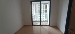 Room in 2 BHK Apartment at Lodha Gardenia, Wadala – for Rent