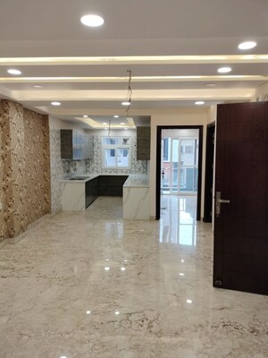 Lobby in 3 BHK Builder Floor at Shalimar Bagh – for Sale