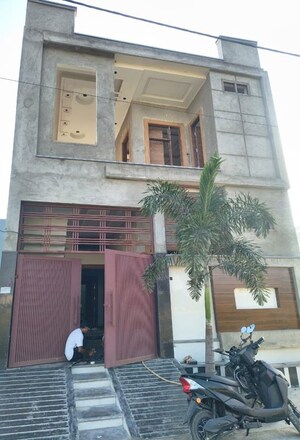 4 BHK Independent House For Sale in New Mandi