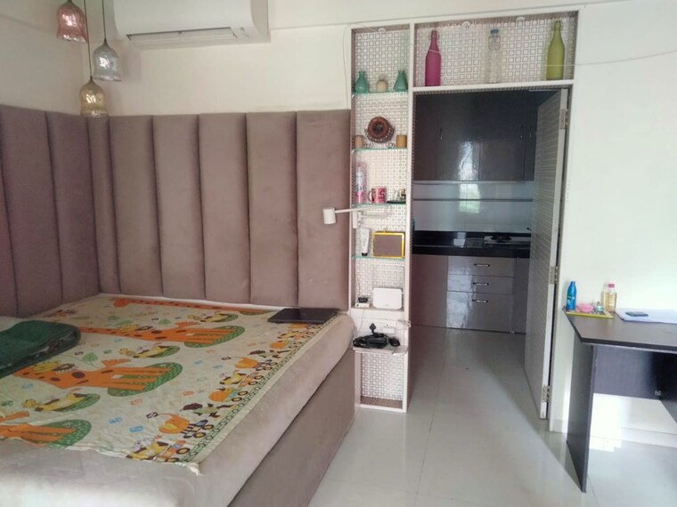Living Room, kohinoor-tinsel-town-phase-2 1 Bedroom 450 Sq.Ft. Apartment In Hinjewadi Pune 10707148