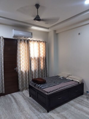 Bedroom in 3 BHK Builder Floor at Jamuna Nagar – for Rent
