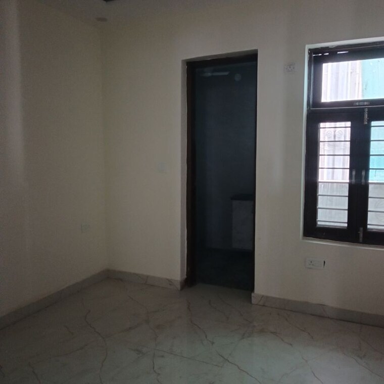 Room, rps-palm-drive 3 Bedroom 125 Sq.Yd. Builder Floor In Sector 88 Faridabad 10372319