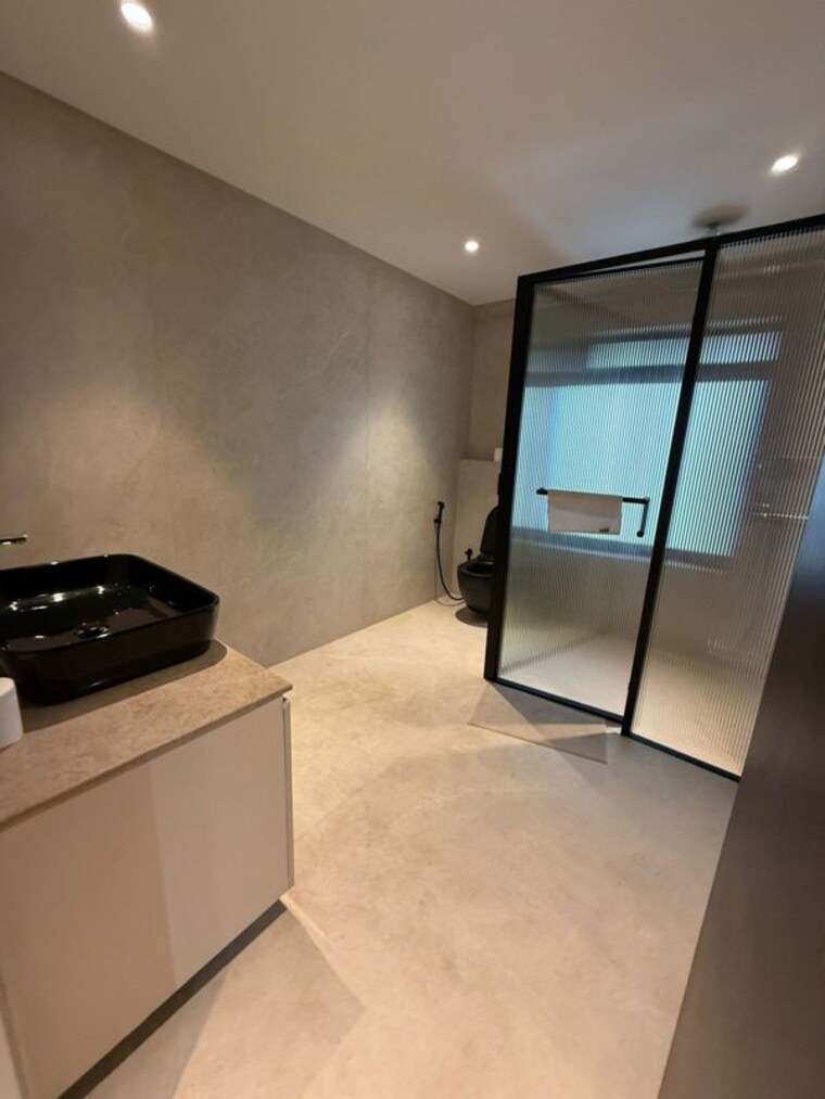 Bathroom, bandra west 3 Bedroom 1350 Sq.Ft. Apartment In Bandra West Mumbai 10707167