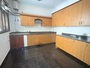 Kitchen in 5 BHK Villa at Eros Rosewood City, Sector 49 – for Rent
