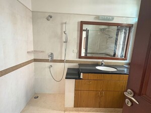 Kitchen in 5 BHK Villa at Eros Rosewood City, Sector 49 – for Rent