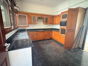 Kitchen in 5 BHK Villa at Eros Rosewood City, Sector 49 – for Rent
