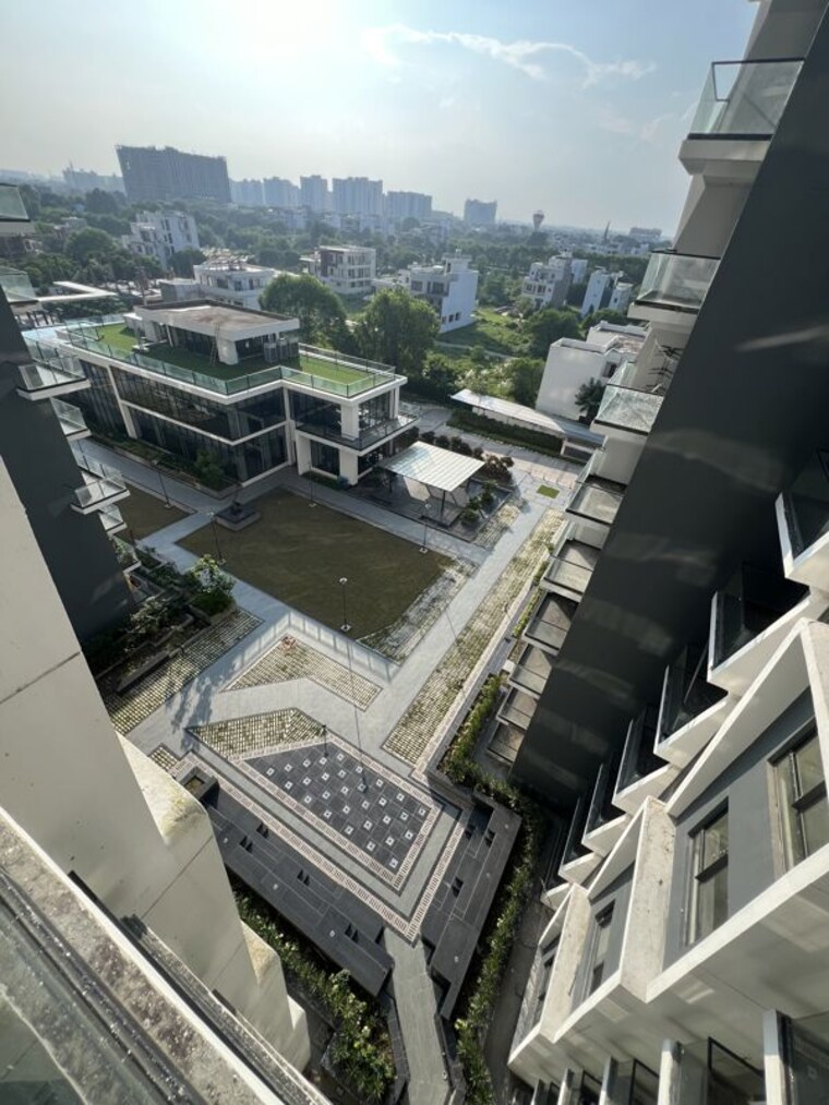 Team Area, one-oak-natura 2.5 Bedroom 1295 Sq.Ft. Apartment In Sushant Golf City Lucknow 10707186