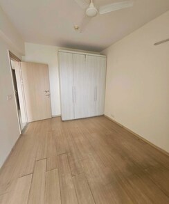 3 BHK +Builder Floor For Rent in Sector 23