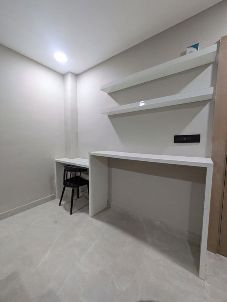 Room, sector 46 1 Bedroom 600 Sq.Ft. Builder Floor In Sector 46 Gurgaon 10707255