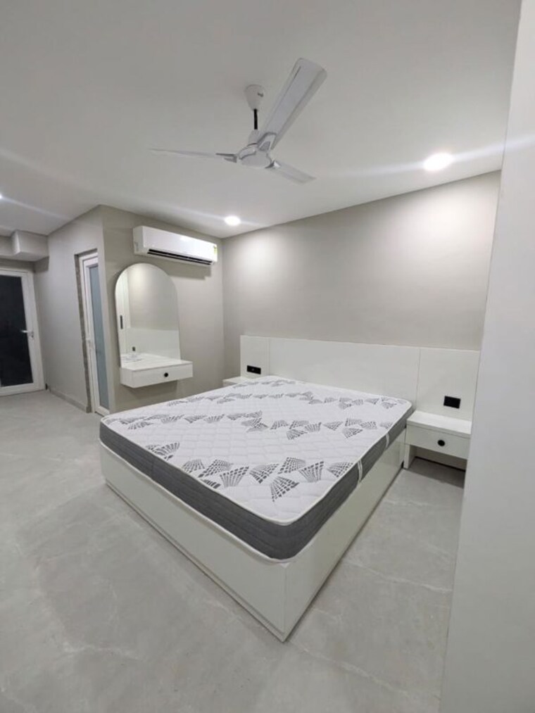 Bedroom, sector 46 1 Bedroom 600 Sq.Ft. Builder Floor In Sector 46 Gurgaon 10707255