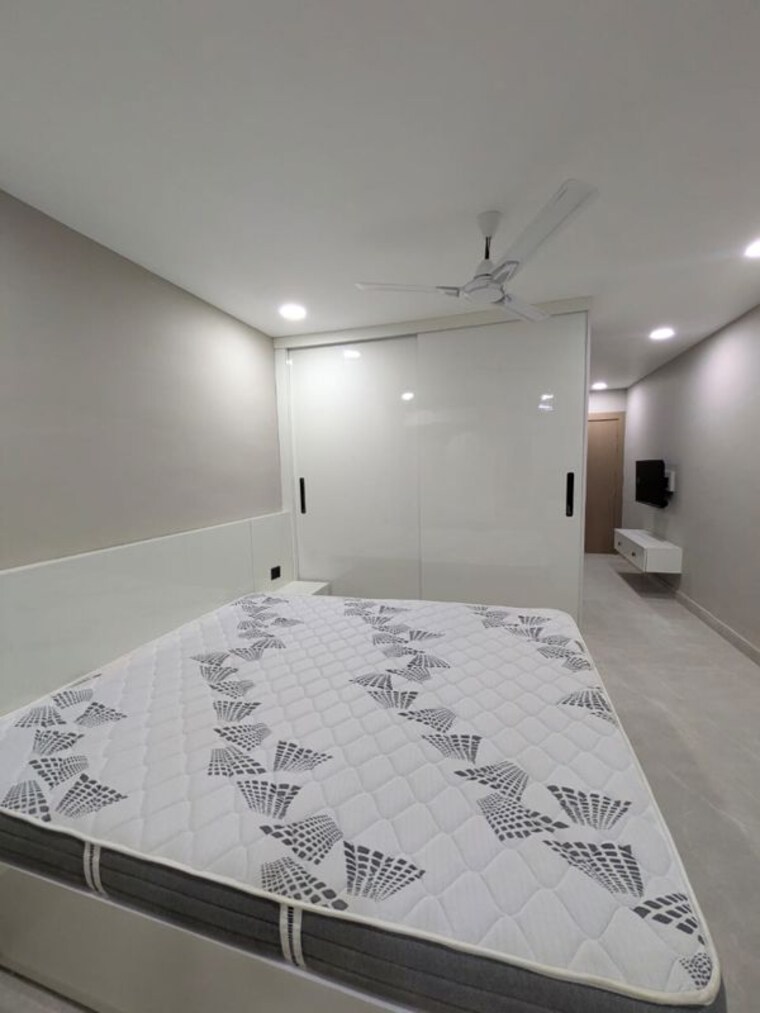 Room, sector 46 1 Bedroom 600 Sq.Ft. Builder Floor In Sector 46 Gurgaon 10707255