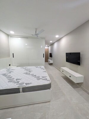 Bedroom in 1 BHK Builder Floor at Sector 46 – for Rent