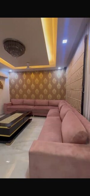 Kitchen in 4 BHK Builder Floor at BPTP Parkland, Sector 75 – for Sale