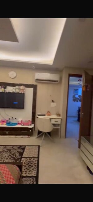 Furnished Amenities in 4 BHK Builder Floor at BPTP Parkland, Sector 75 – for Sale