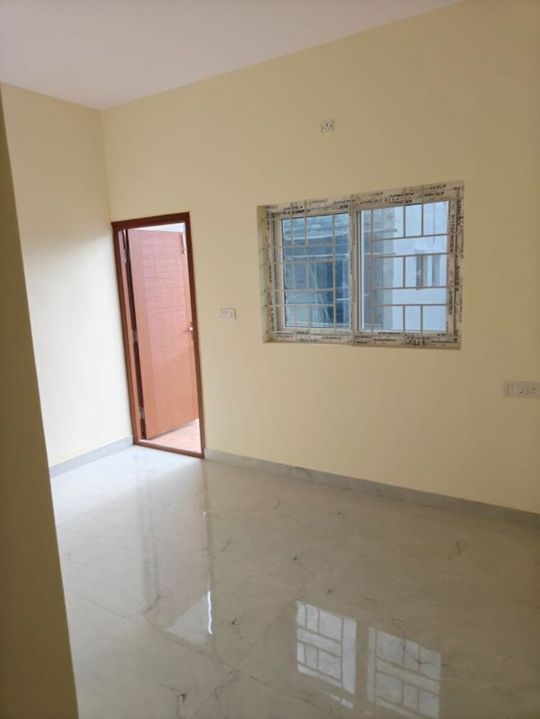 Room, jakkuru 6 Bedroom 2400 Sq.Ft. Independent House In Jakkuru Bangalore 10707290