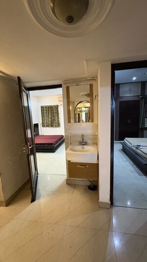 3 BHK Builder Floor at Chittaranjan Park – for Sale