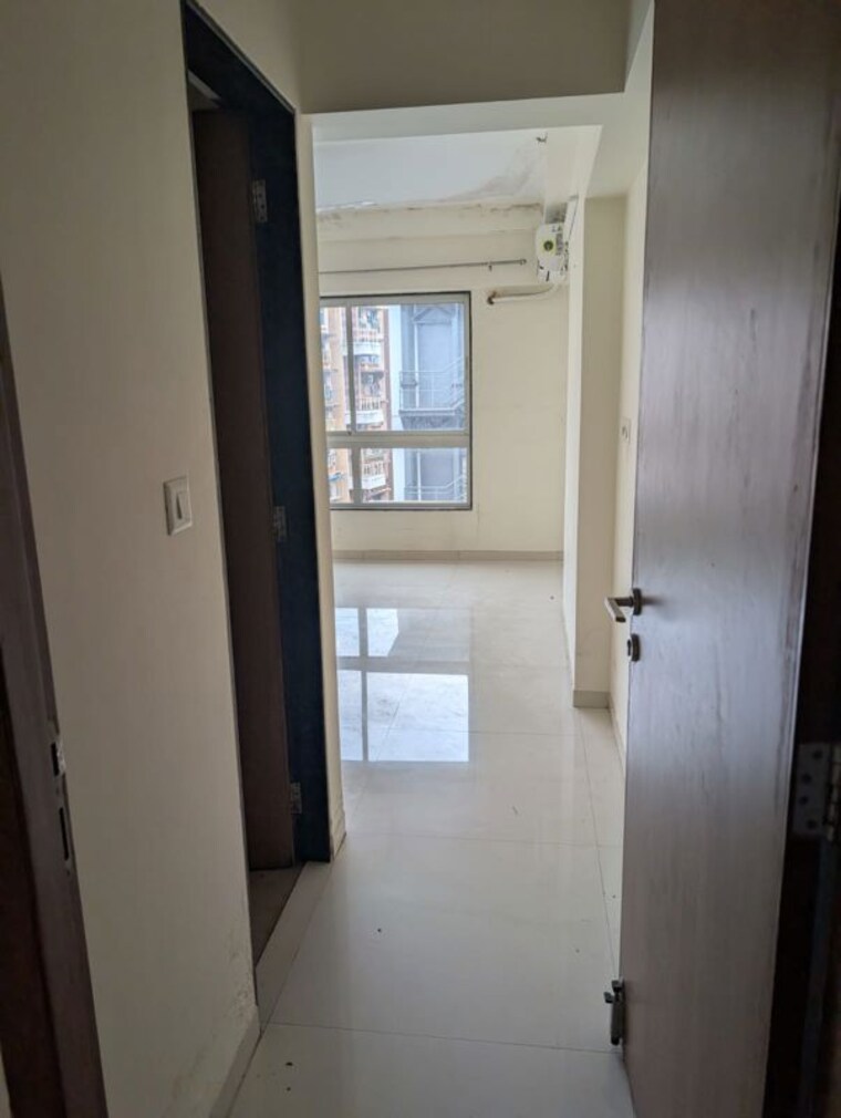 Bathroom, godrej-prime 3 Bedroom 1076 Sq.Ft. Apartment In Chembur Mumbai 10707330
