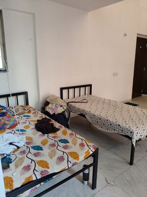  Pg For Rent in Borla