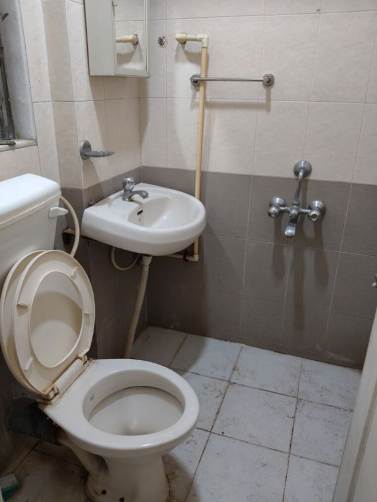 Bathroom, borla Pg For Boys In Borla 10707332