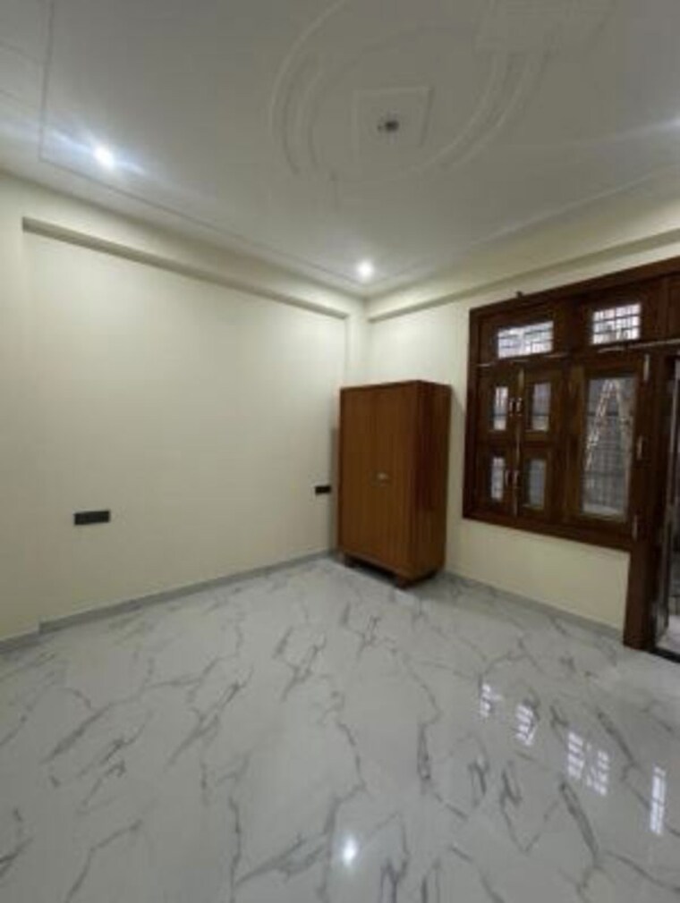 Room, sector 37 greater noida 2 Bedroom 200 Sq.Mt. Independent House In Sector 37 Greater Noida Greater Noida 10707341