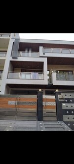 1 BHK +  60 Sq.Mt. Villa in Beta II Greater Noida