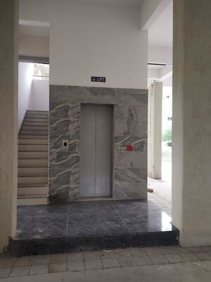Bathroom in 3 BHK Apartment at F5 Mount Unique, Baner – for Rent