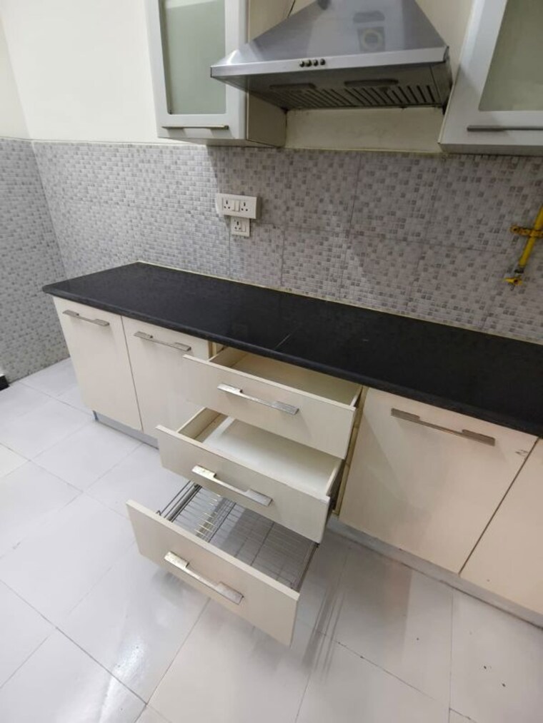 Kitchen, jaypee-greens-star-court 3 Bedroom 2340 Sq.Ft. Apartment In Jaypee Greens Greater Noida 10707370