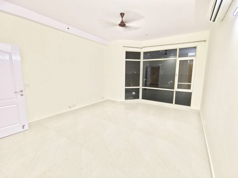 Room, jaypee-greens-star-court 3 Bedroom 2340 Sq.Ft. Apartment In Jaypee Greens Greater Noida 10707370