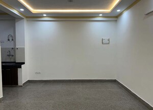 Room in 3 BHK Builder Floor at Rajouri Garden – for Rent