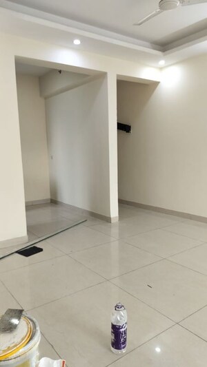 Room in 2 BHK Apartment at Samridhi Luxuriya Avenue, Sector 150 – for Rent